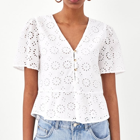 Zara Tops - NWT Zara Embroidered Eyelit Lace Top